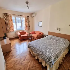 asen-36-apartment.sofiahotelsbg.com/