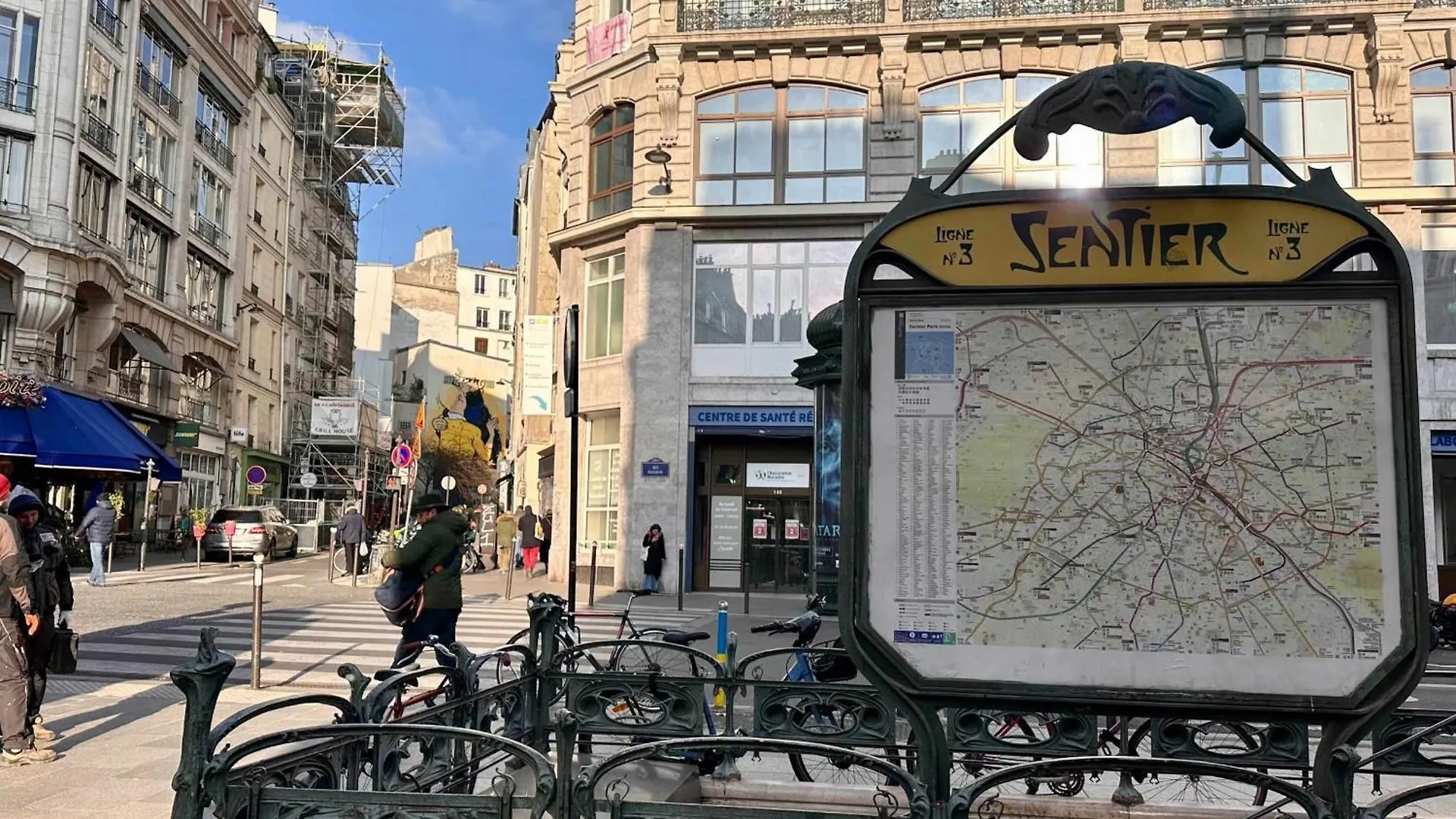 Ideally Located And Atypical Apartment In Paris location